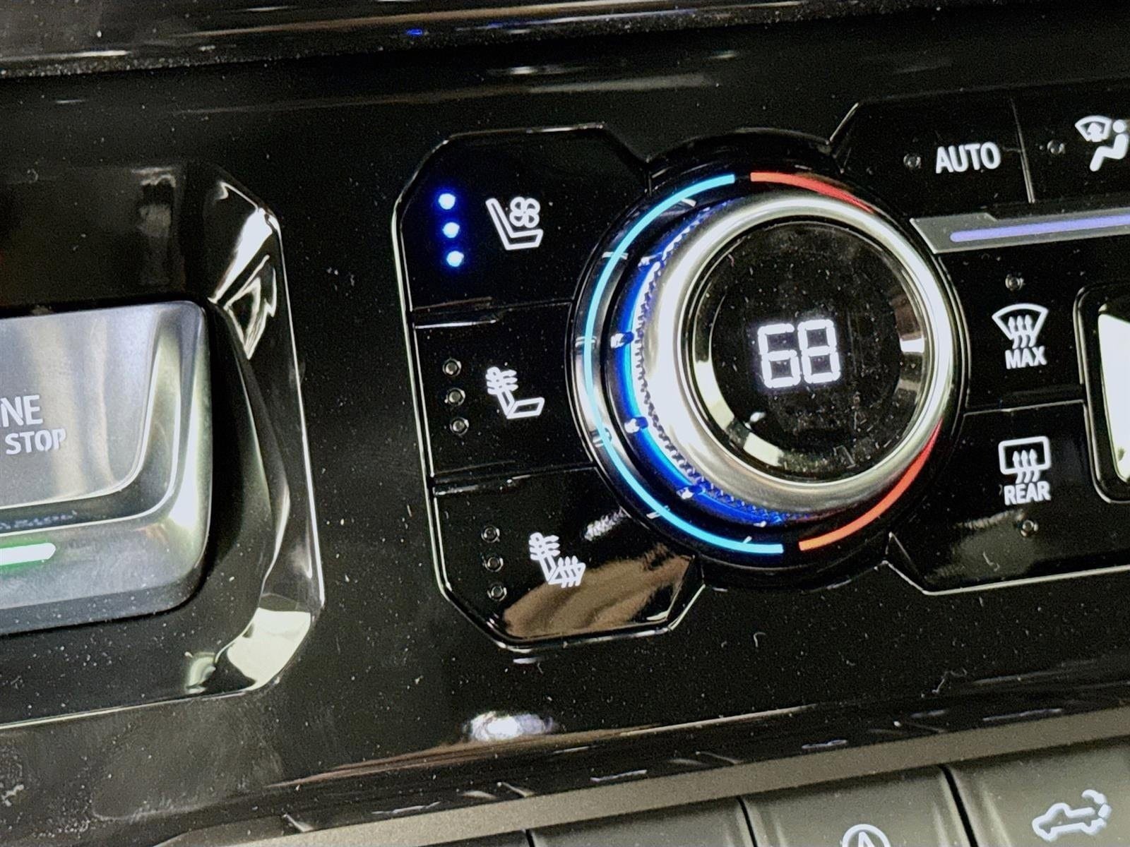 New 2026 GMC Sierra 1500 AT4 w/ AT4 Premium Package image 23