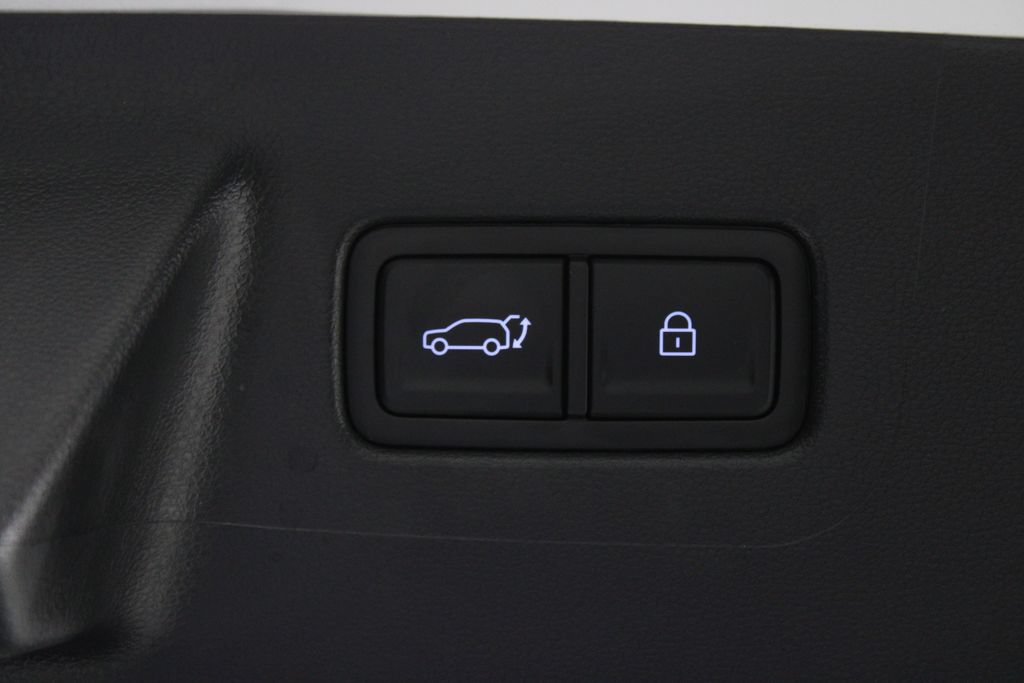 Certified 2026 Hyundai Santa Fe SEL FWD image 18
