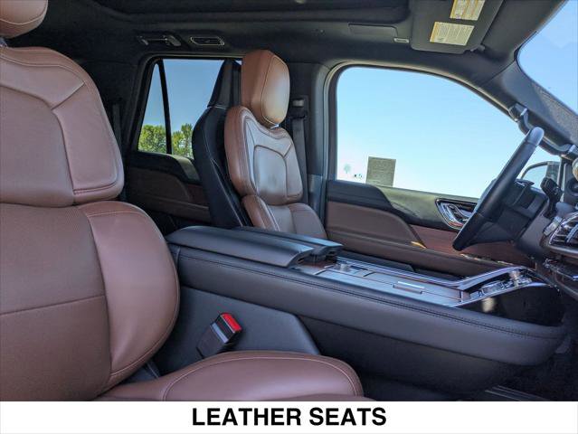 Used 2024 Lincoln Navigator Reserve AWD/4WD image 24