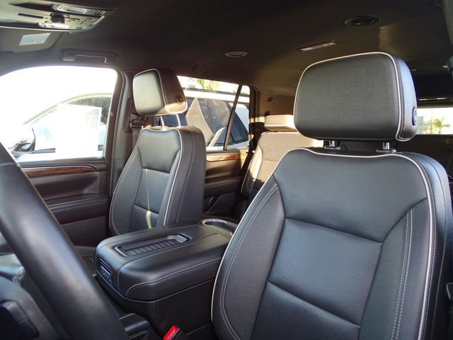 Used 2024 Chevrolet Tahoe Premier AWD/4WD image 7