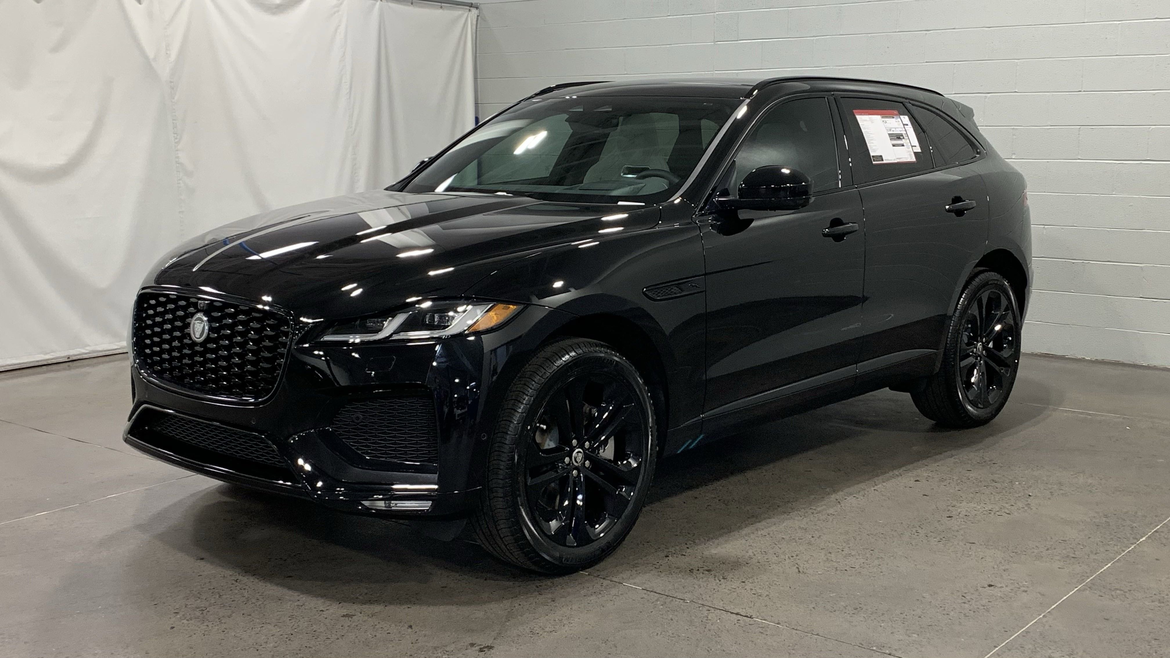 New 2026 Jaguar F-PACE R-Dynamic S image 1