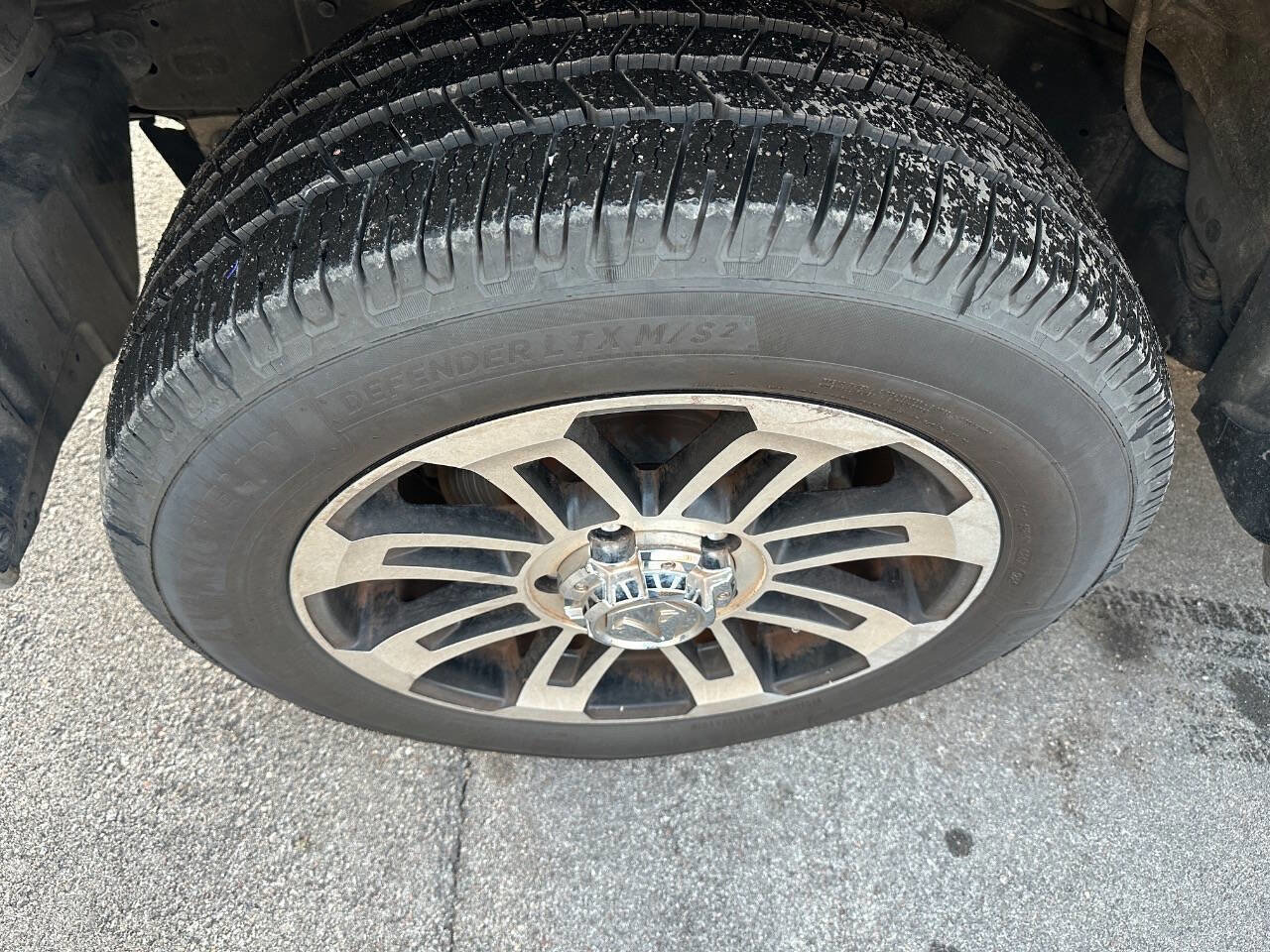 Used 2013 Toyota Tundra Grade 4x2 4dr Double Cab Picku image 5