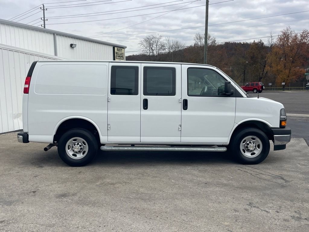 Used 2024 Chevrolet Express 2500 Work Van w/ Driver Convenience Package image 8