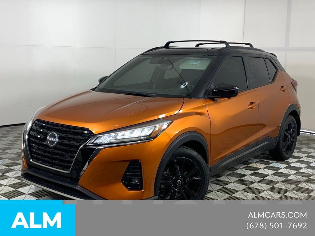 Used 2022 Nissan Kicks SR w/ Interior Electronics Package FWD image 4