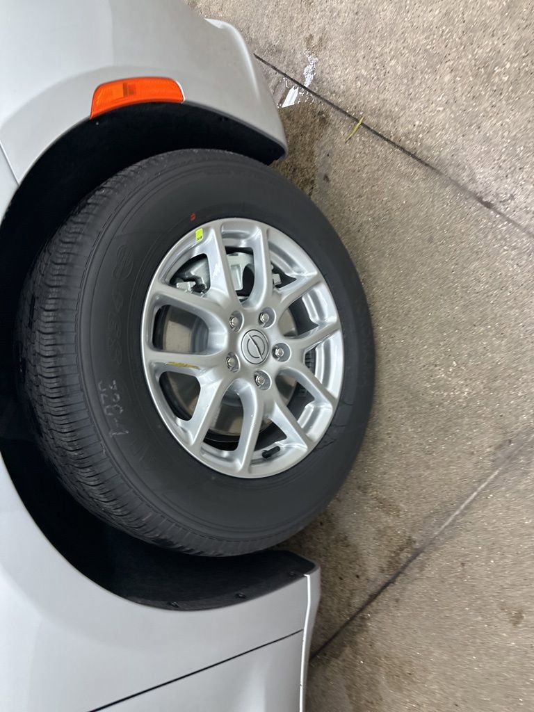 New 2026 Chrysler Pacifica Select image 13