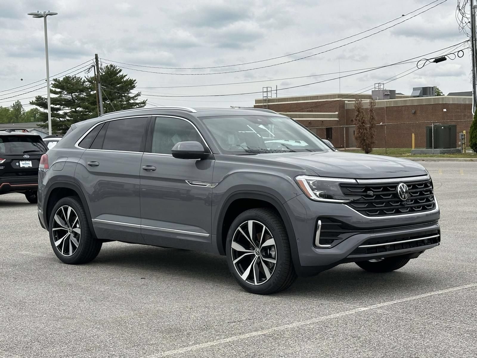 New 2026 Volkswagen Atlas Cross Sport SEL Premium R-Line AWD/4WD image 8