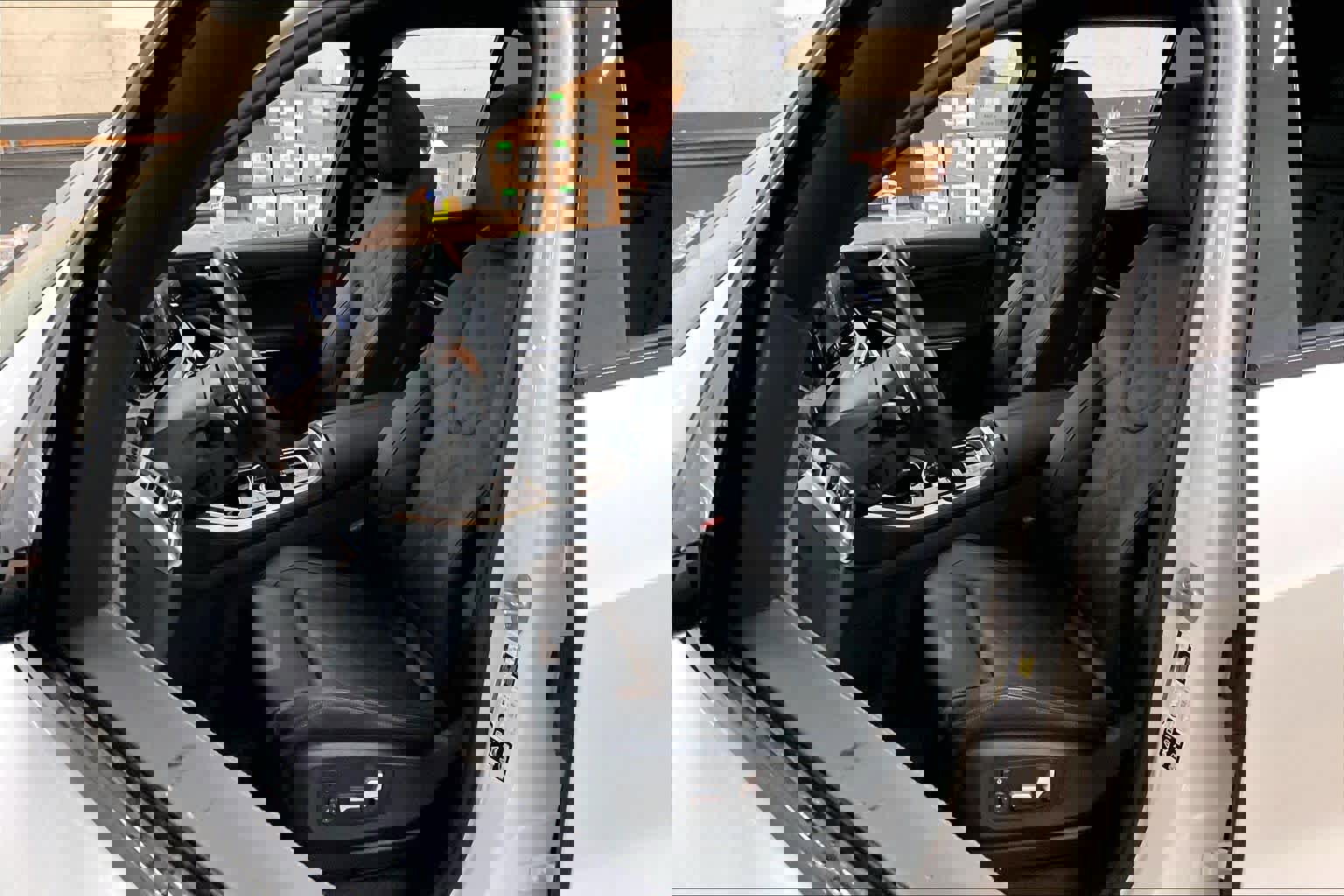 Certified 2025 BMW X5 xDrive40i w/ M Sport Package image 27