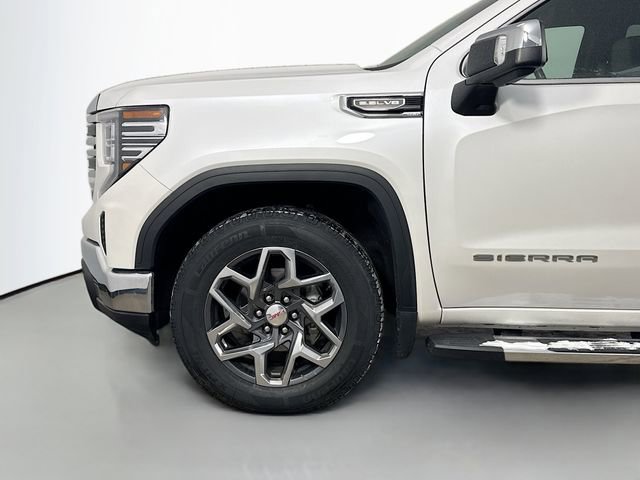 Used 2024 GMC Sierra 1500 SLT w/ SLT Premium Package image 29