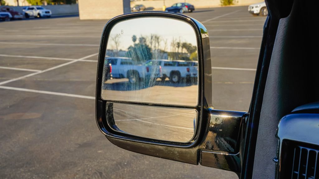 New 2026 GMC Savana 2500 Extended w/ Driver Convenience Package image 17