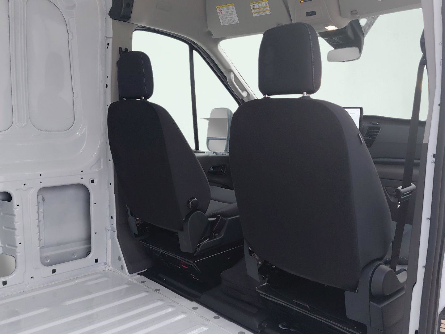 New 2023 Ford E-Transit Medium Roof image 17