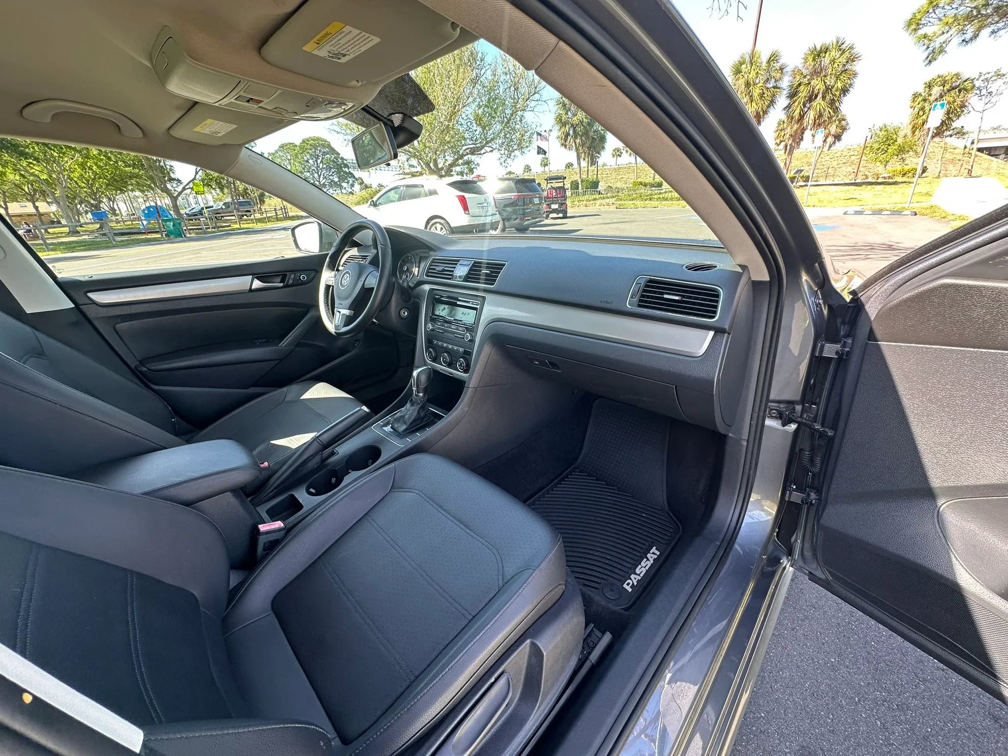 Used 2014 Volkswagen Passat 1.8T Wolfsburg Edition image 17