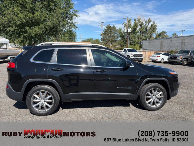 Used 2018 Jeep Cherokee Limited AWD/4WD image 8