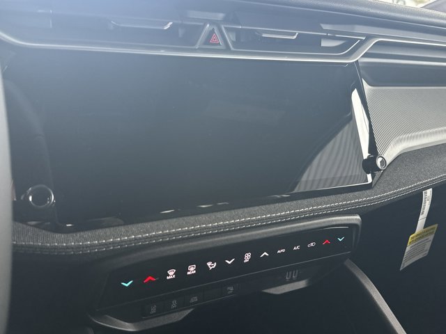 New 2026 Jeep Cherokee Laredo AWD/4WD image 17