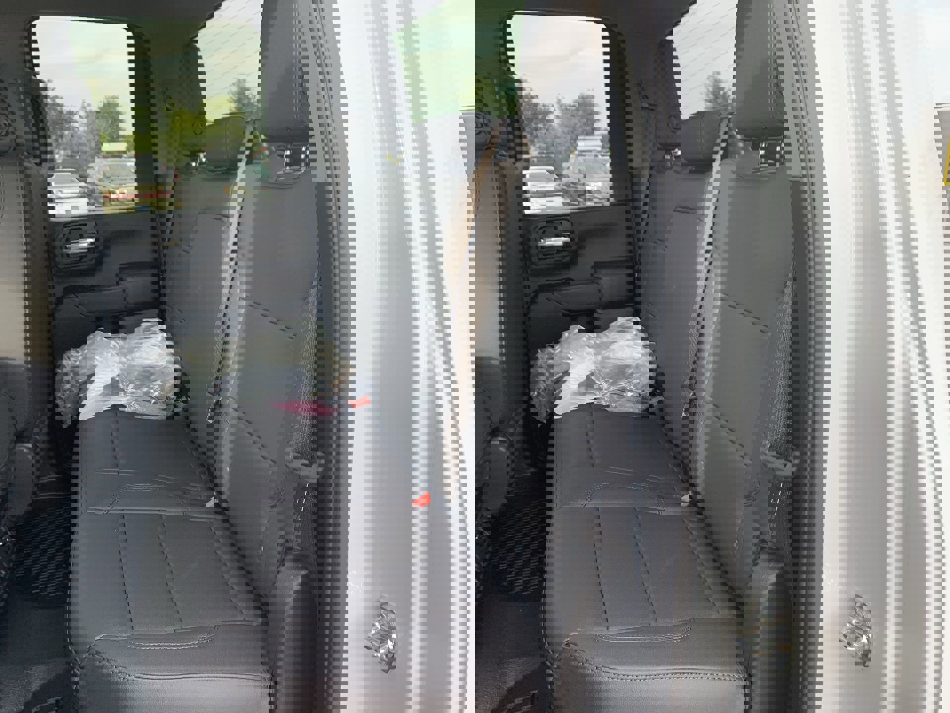 New 2025 GMC Sierra 2500 Pro w/ Convenience Package image 14