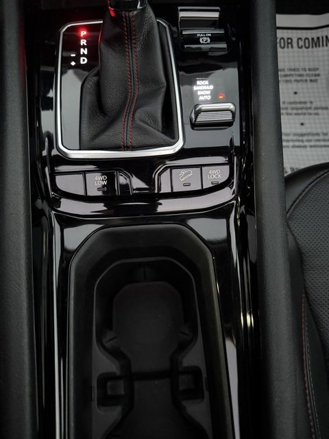 Used 2022 Jeep Compass Trailhawk w/ Trailhawk Elite Group image 40