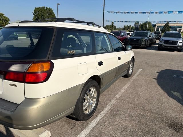 Used 2000 Subaru Outback Wagon AWD/4WD image 3
