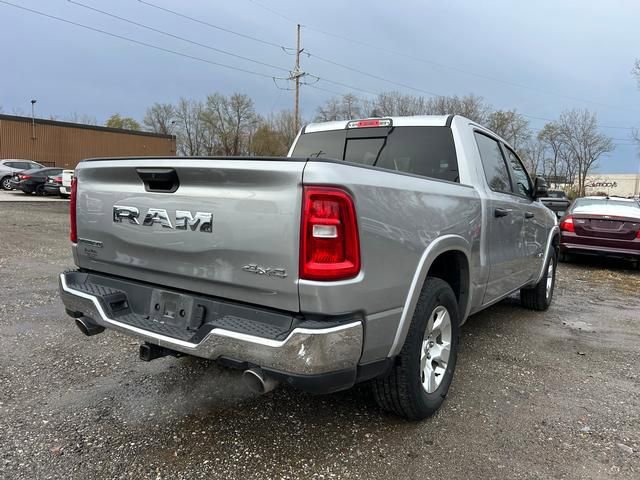 Used 2025 RAM 1500 Big Horn AWD/4WD image 3