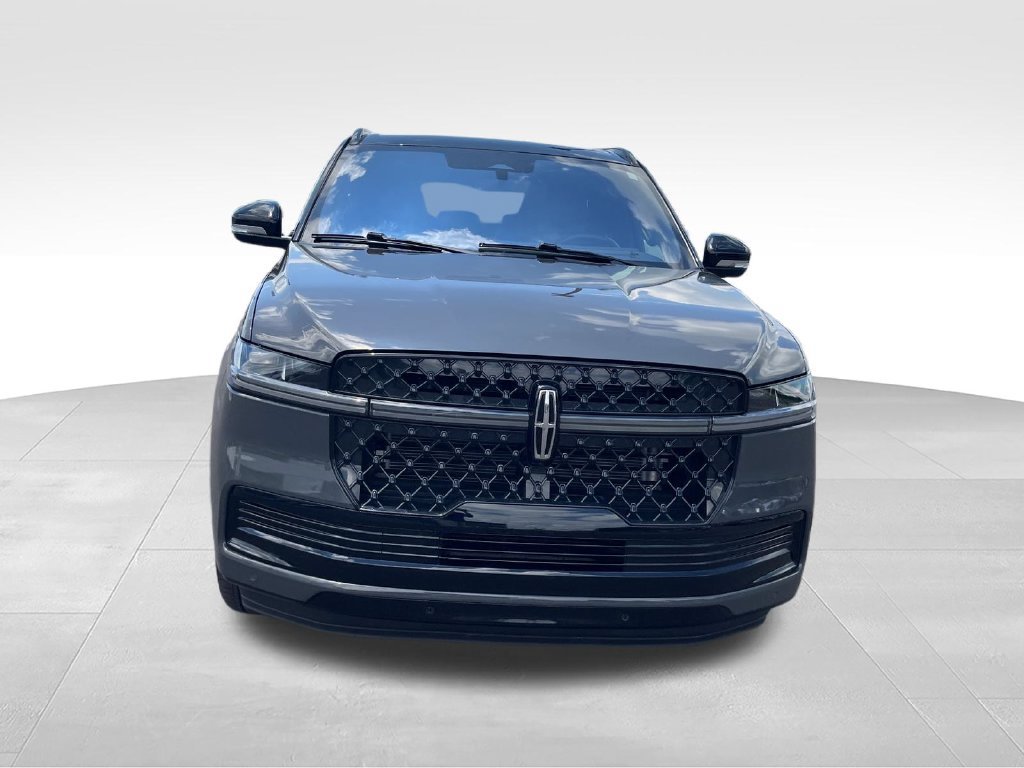 Used 2025 Lincoln Navigator Black Label AWD/4WD image 8