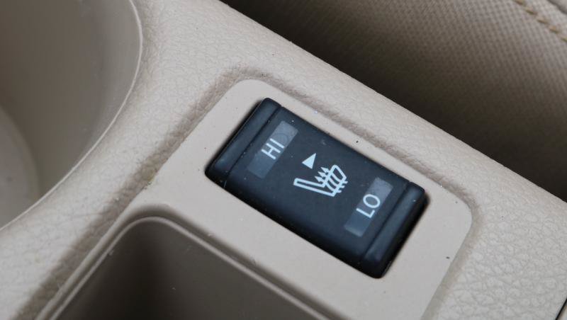 Used 2019 Nissan Rogue SL w/ Premium Package FWD image 16