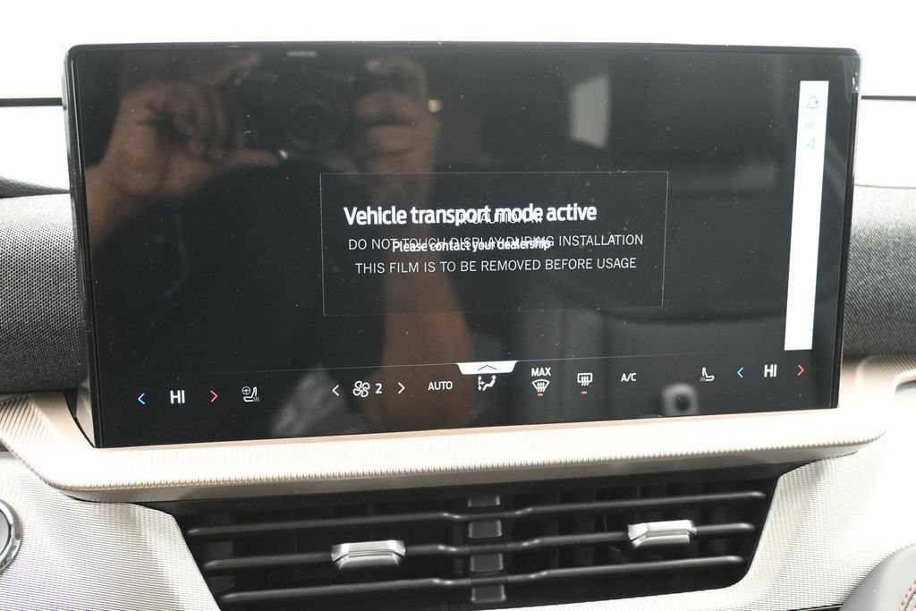 New 2026 Ford Explorer Active w/ Active Comfort Package AWD/4WD image 11