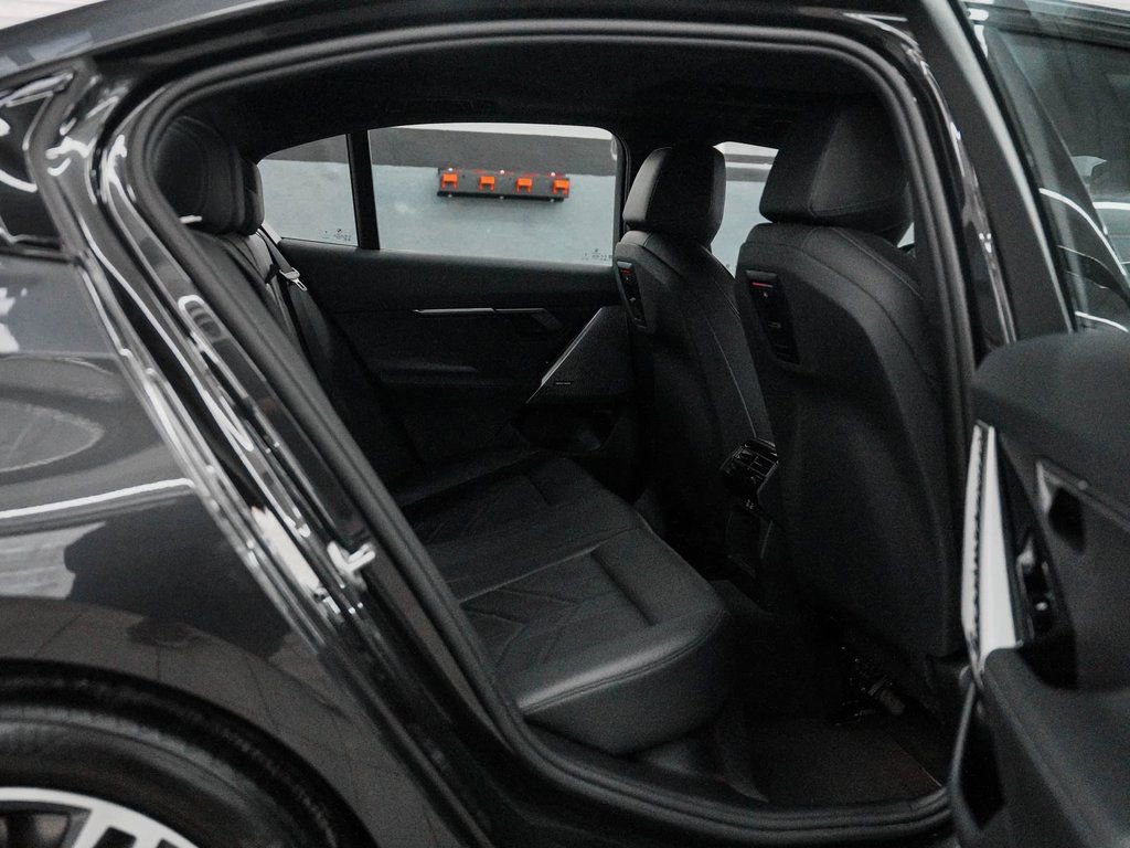 Used 2026 BMW 530i xDrive image 31