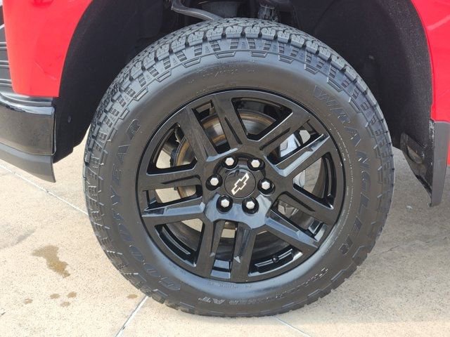Used 2022 Chevrolet Silverado 1500 LT Trail Boss image 18