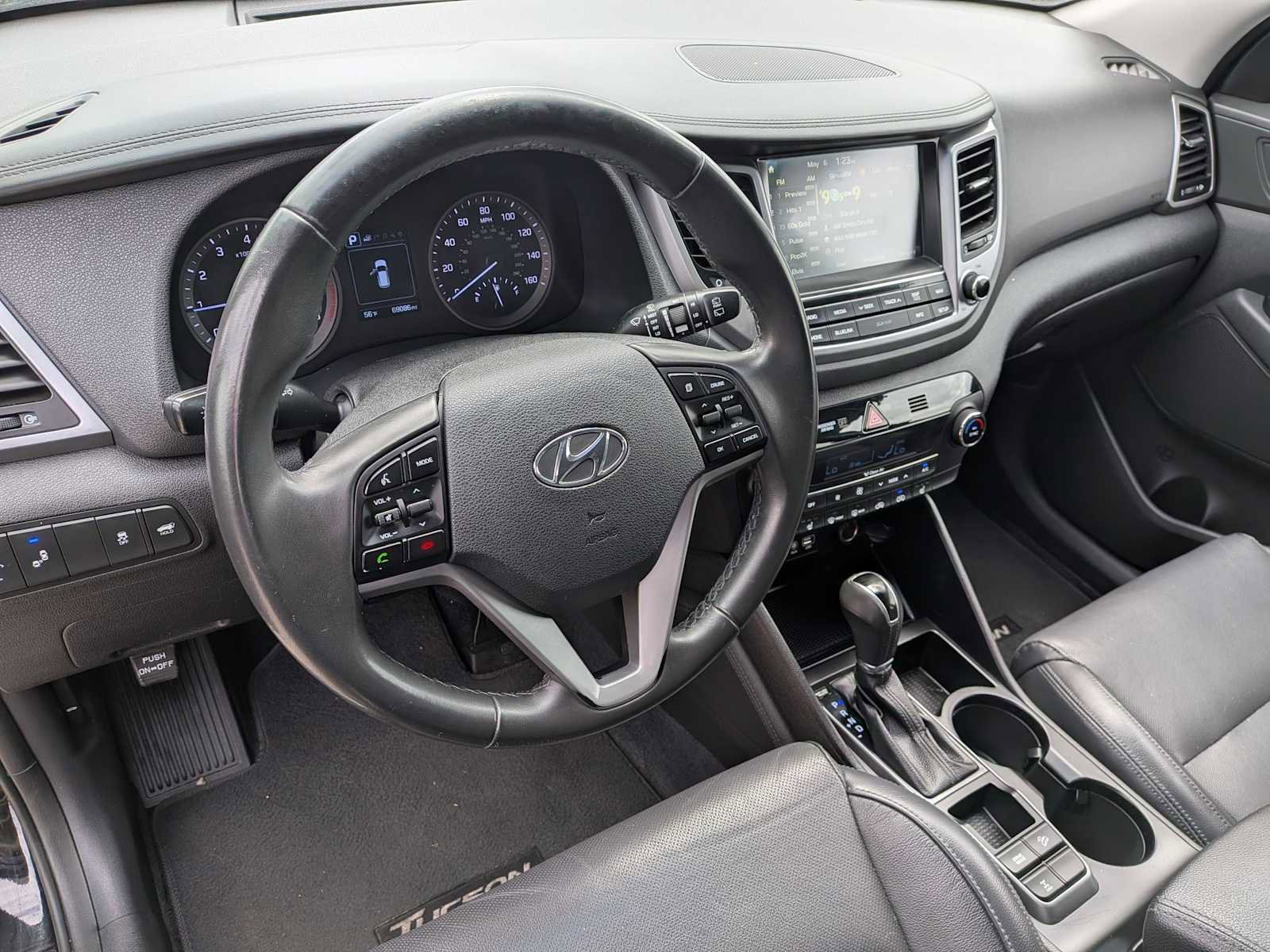 Used 2017 Hyundai Tucson Limited w/ Cargo Package AWD/4WD image 2