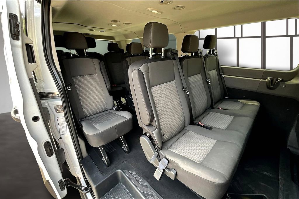 Used 2022 Ford Transit 350 XLT image 23