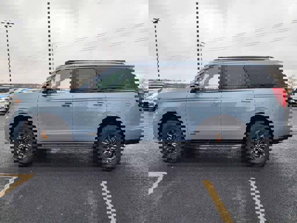 New 2026 Ford Expedition Tremor image 5