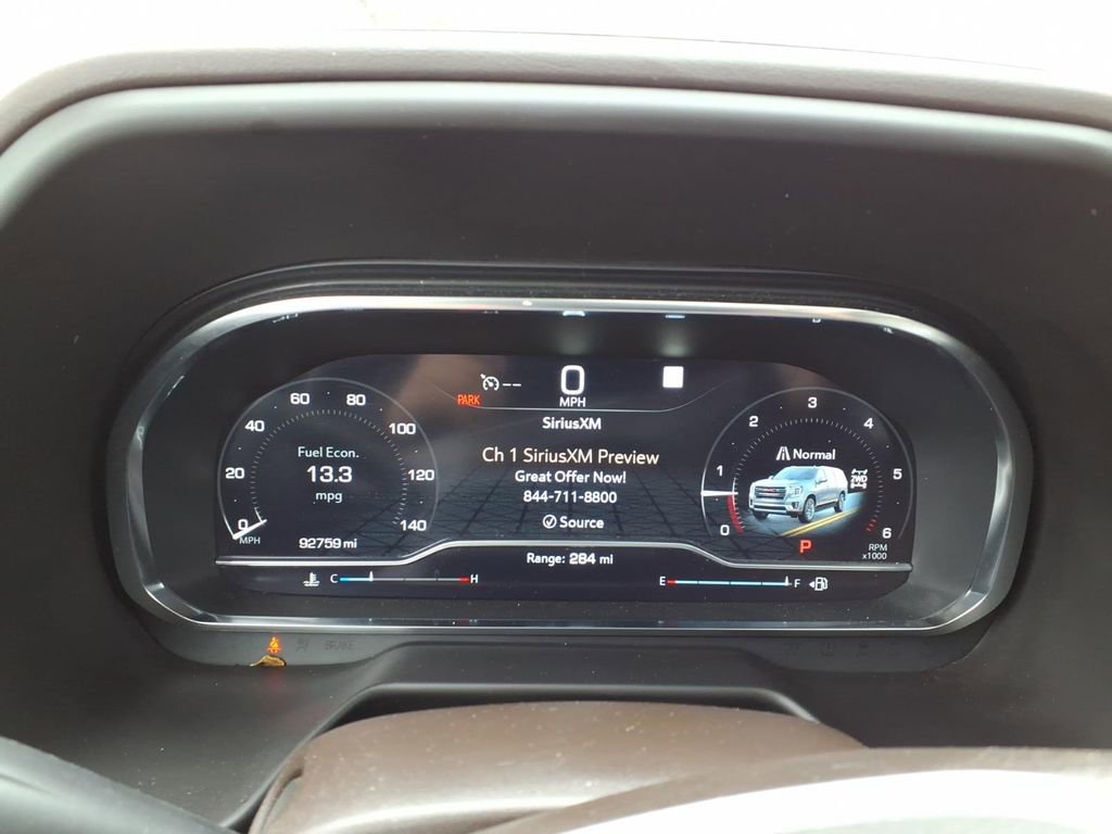 Used 2022 GMC Yukon SLT w/ SLT Premium Package AWD/4WD image 19