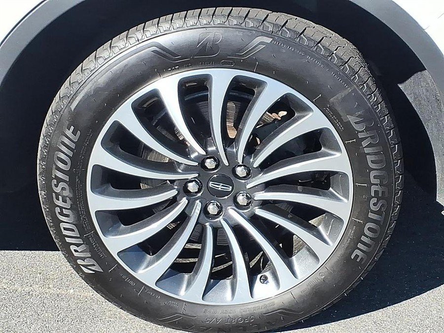 Used 2023 Lincoln Aviator Reserve w/ Equipment Group 201A AWD/4WD image 9