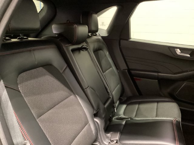 Used 2025 Ford Escape ST-Line Select AWD/4WD image 20