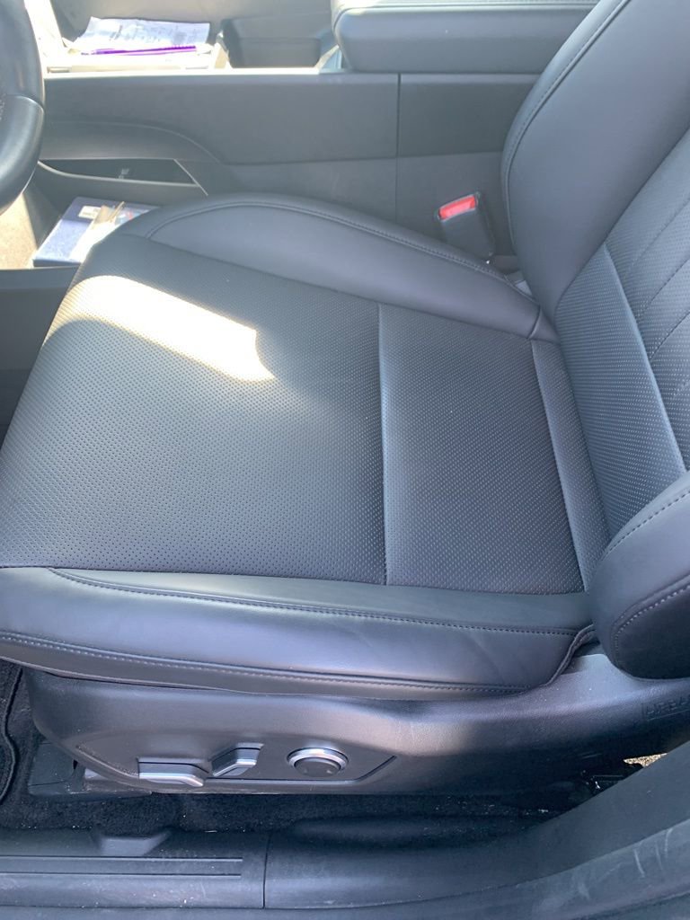 Used 2025 Hyundai Santa Fe SEL FWD image 18