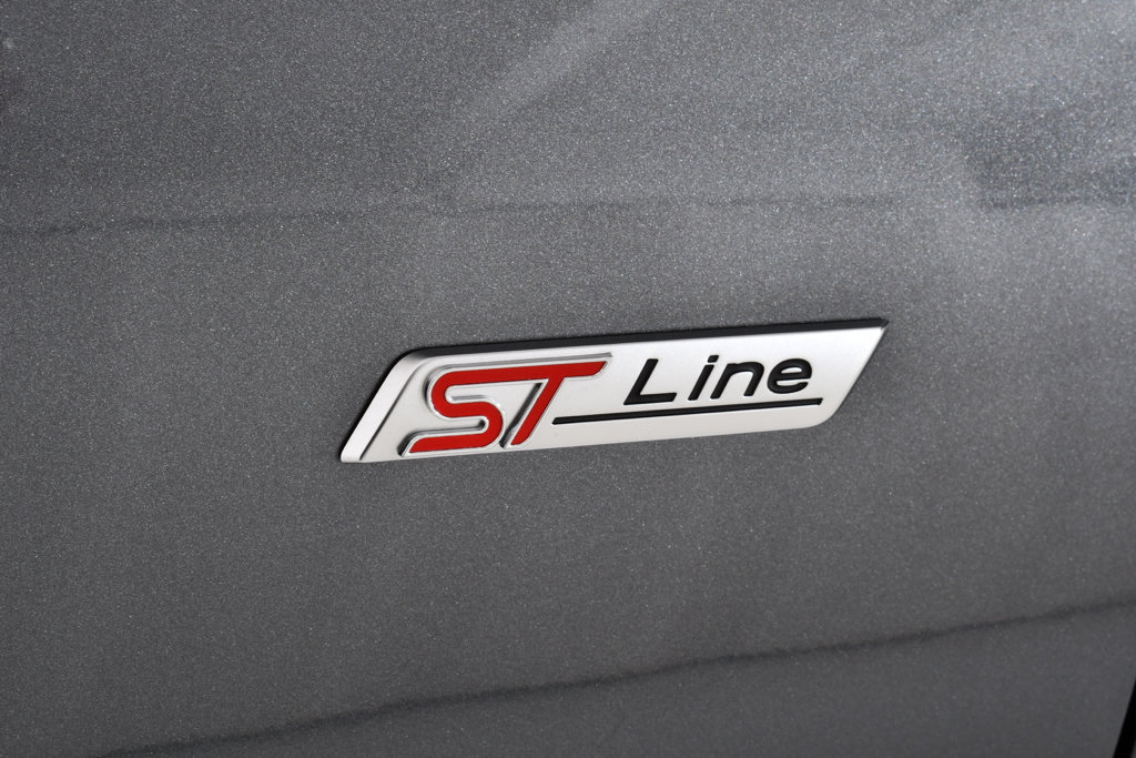 Used 2024 Ford Escape ST-Line w/ Tech Pack #1 AWD/4WD image 23