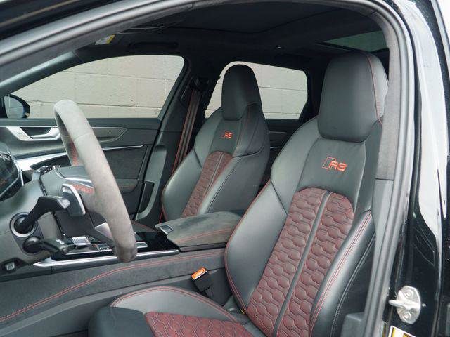 Certified 2025 Audi RS 6 performance AWD/4WD image 5
