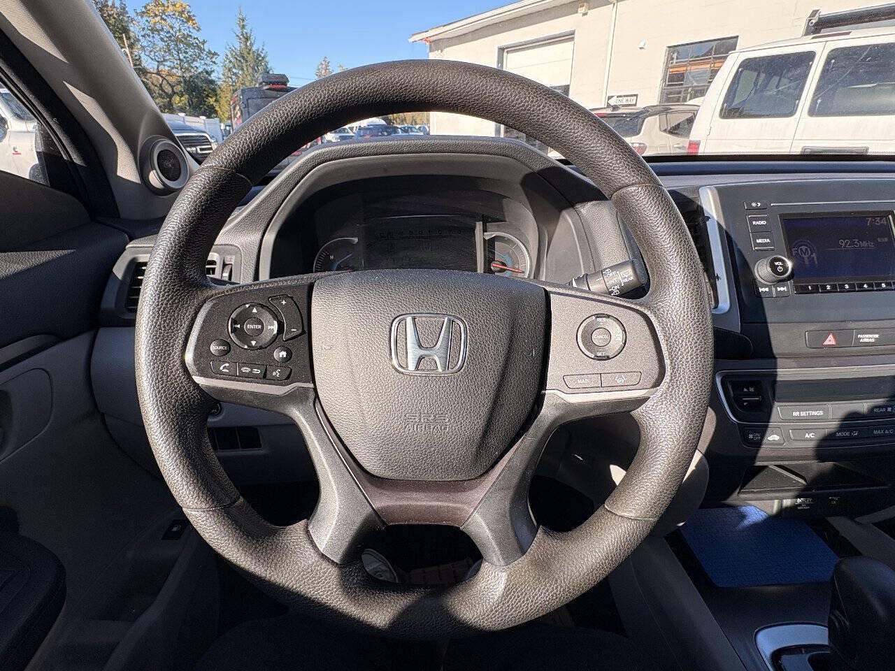 Used 2019 Honda Pilot LX image 24