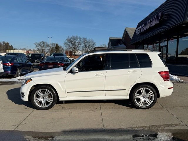 Used 2013 Mercedes-Benz GLK 350 4MATIC image 3