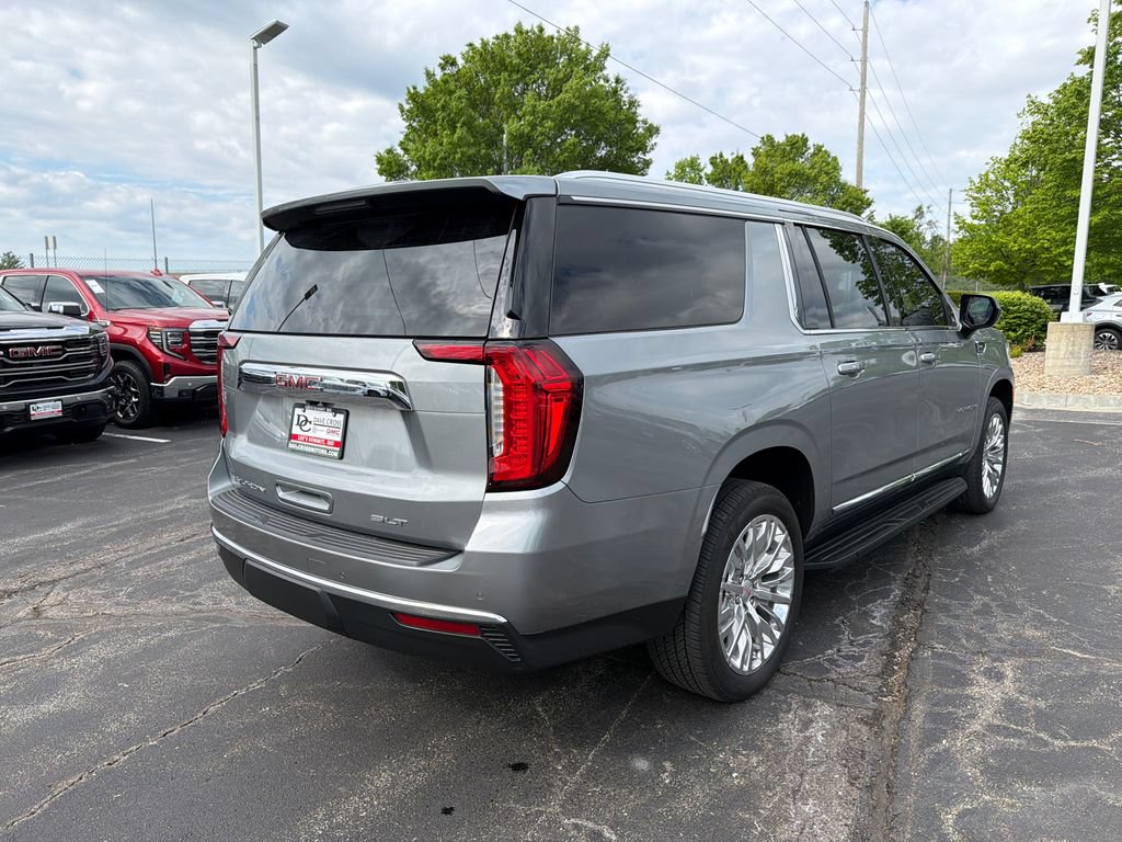 Used 2023 GMC Yukon XL SLT AWD/4WD image 6