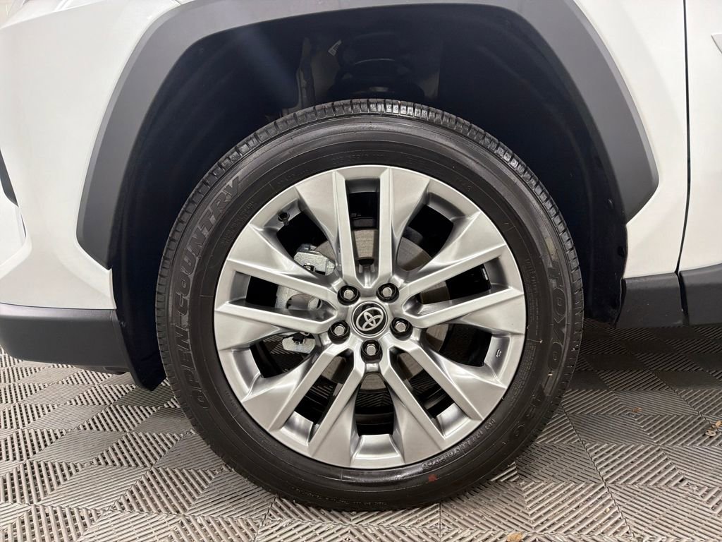 Used 2025 Toyota RAV4 XLE Premium image 14