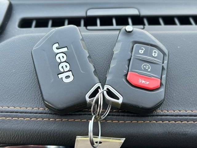 Used 2021 Jeep Wrangler Unlimited Sahara image 16