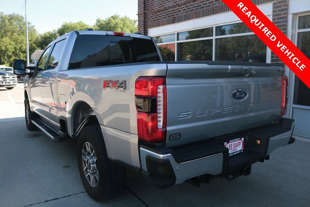 Used 2023 Ford F250 Lariat w/ FX4 Off-Road Package image 8