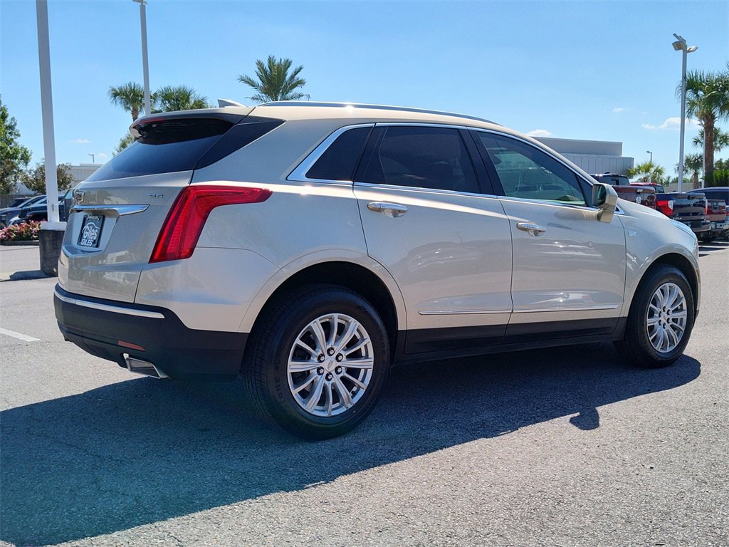 Used 2017 Cadillac XT5 FWD image 8