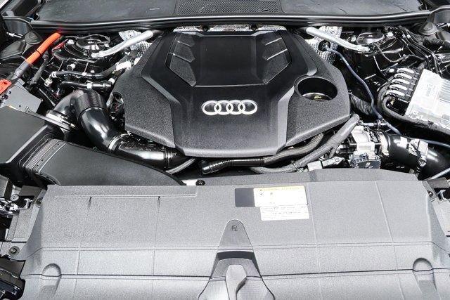 Used 2025 Audi A6 Premium Plus w/ Driver Assistance Package image 35