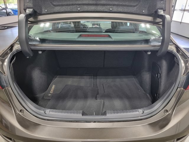 Used 2017 MAZDA MAZDA3 Sport w/ Preferred Equipment Package FWD image 35
