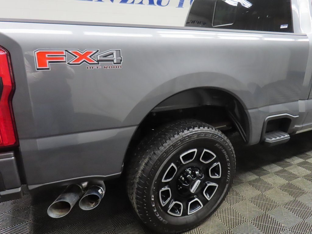 Used 2025 Ford F250 Platinum image 40