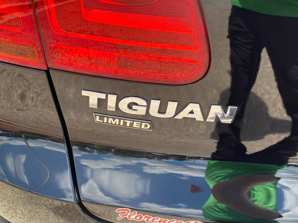 Used 2018 Volkswagen Tiguan Limited w/ Premium Package FWD image 13