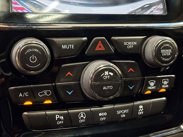 Used 2019 Jeep Grand Cherokee Altitude image 18