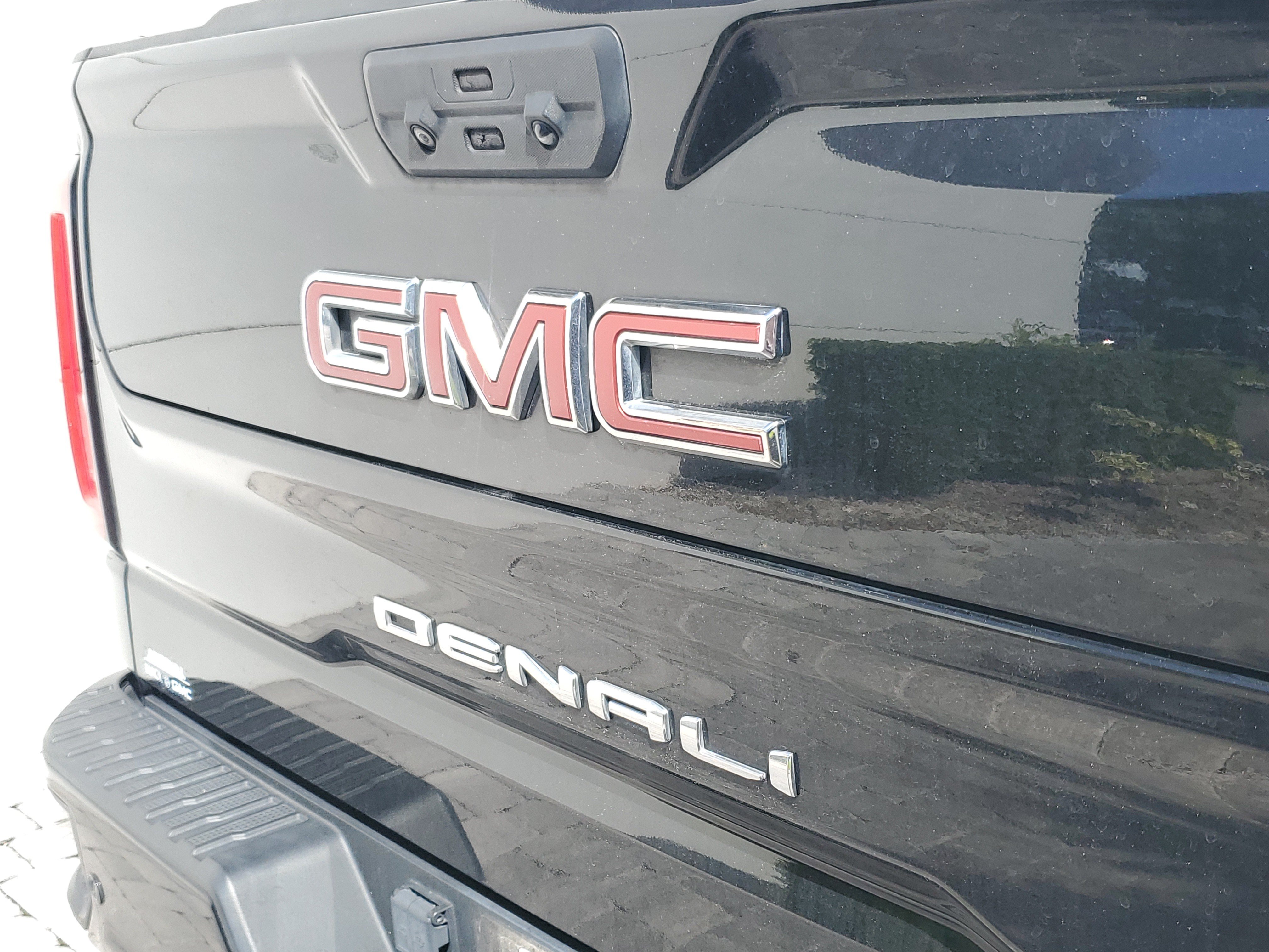Used 2023 GMC Sierra 1500 Denali w/ Denali Reserve Package AWD/4WD image 7