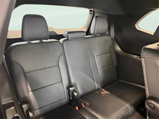 Certified 2025 Buick Enclave Sport Touring image 9