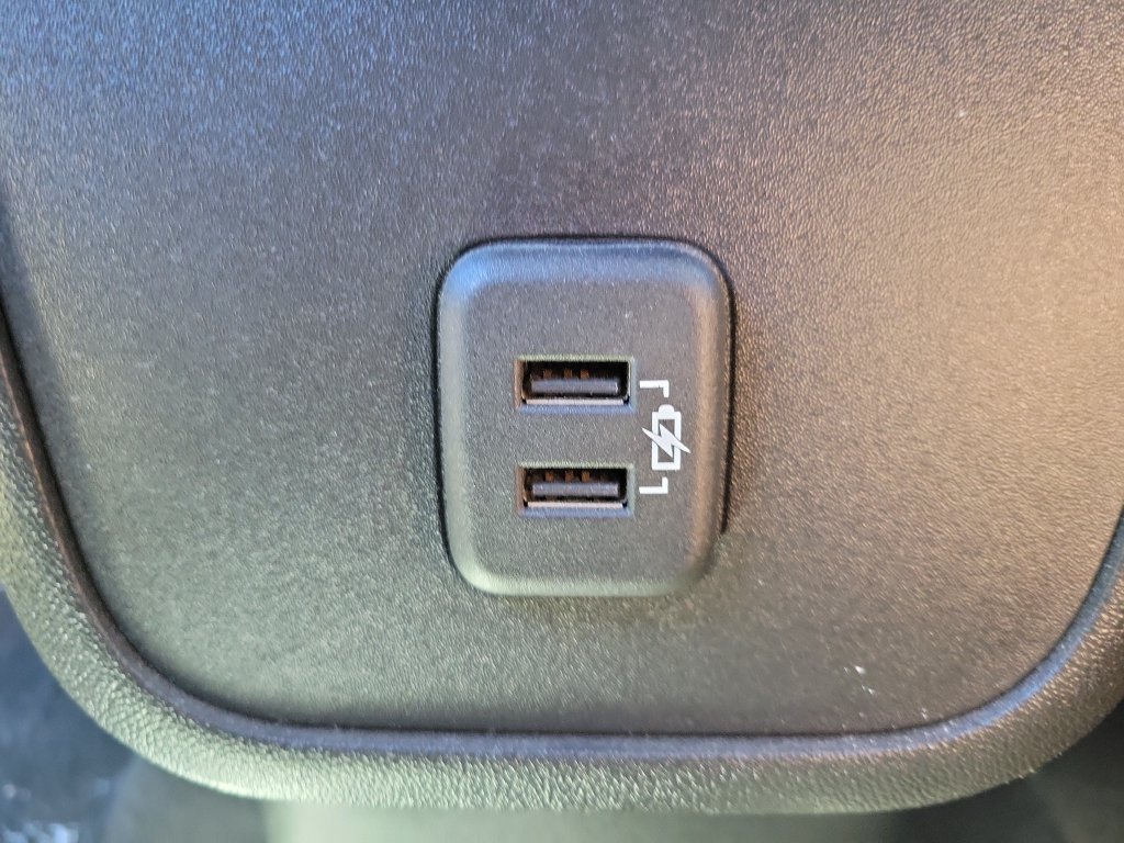 Used 2020 Chevrolet Equinox LT FWD image 15